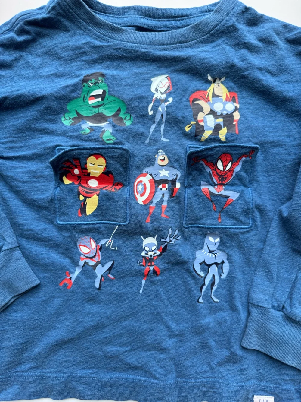GAP Marvel Pocket Long Sleeve 💥